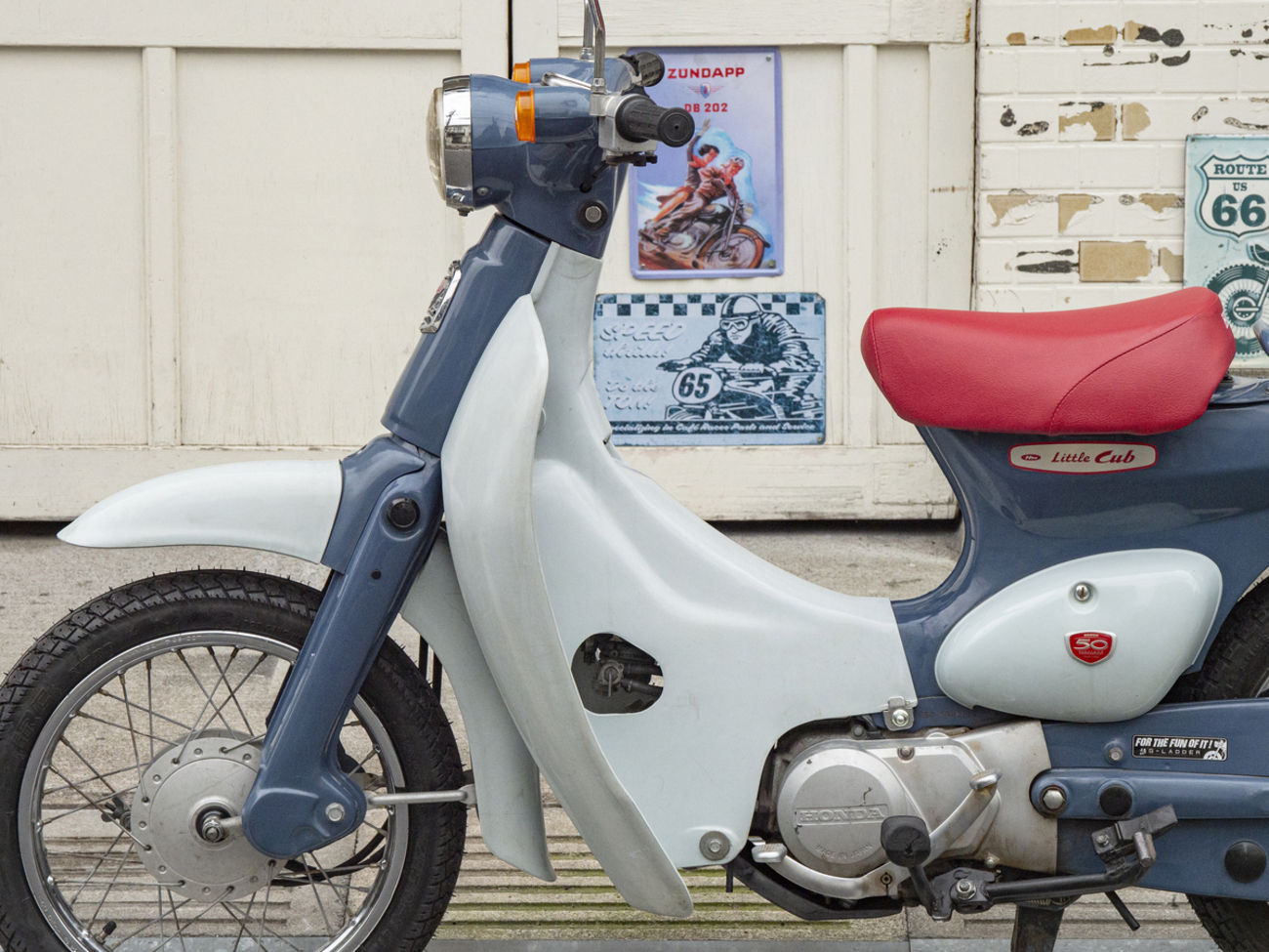 リトルカブ マルエムブルー HONDA創立50周年記念限定モデル（THANK YOU 