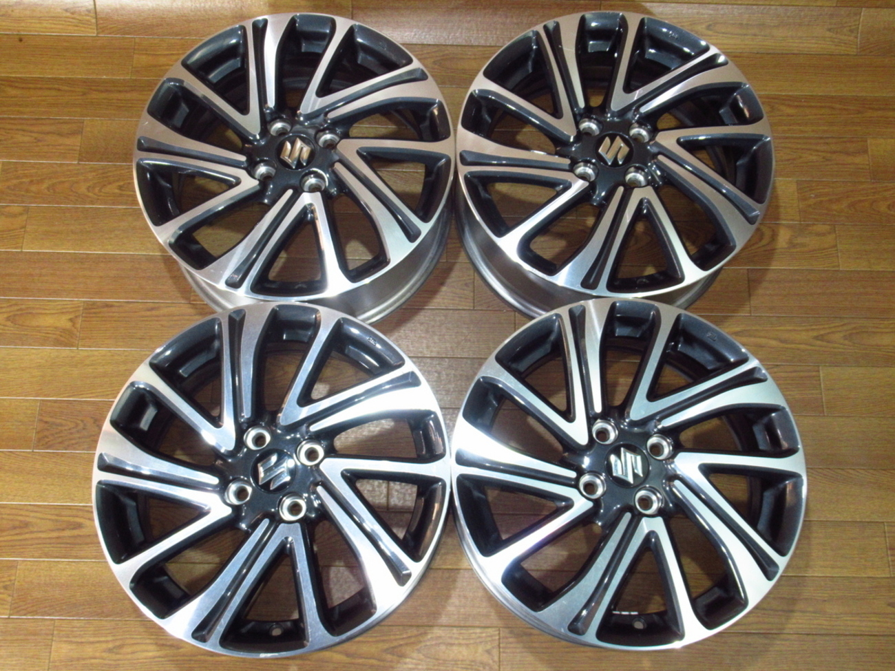 スズキ スイフト 純正 ZC53S RS アルミホイール 16x6J PCD100 4穴 