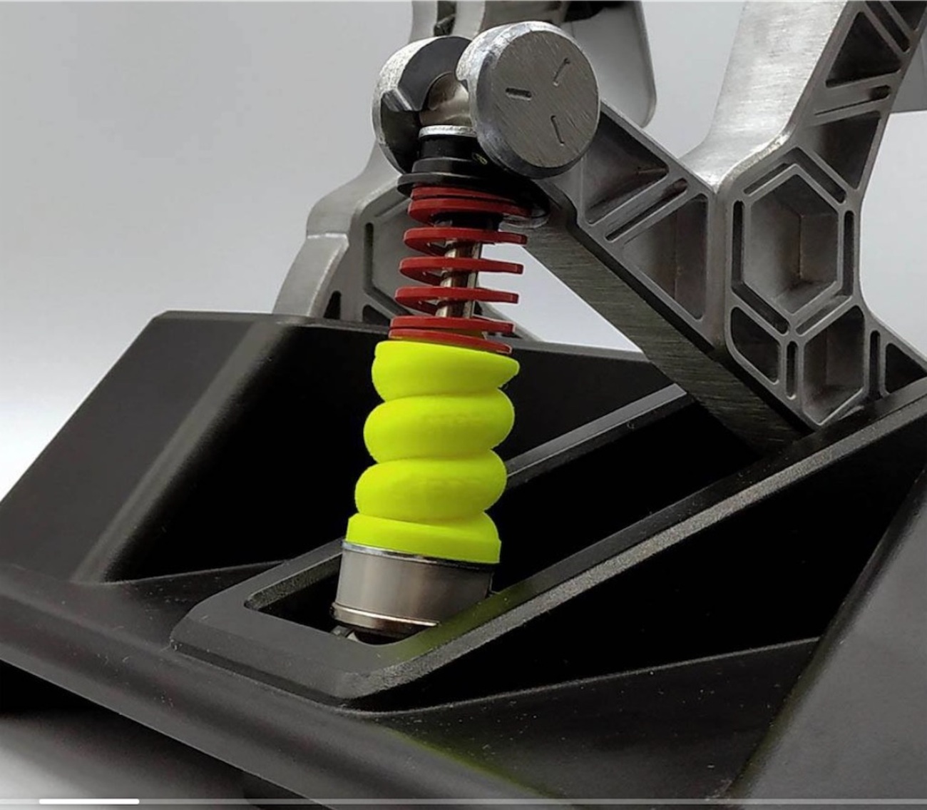 thrustmaster T-LCM Pedalの良いブレーキフィール改質MODあるゾ 