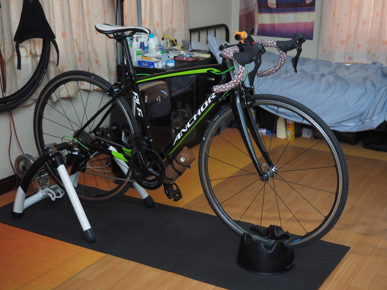 レビュー】ダイエットに使える固定ローラー台「GIANT CYCLOTRON FLUID 
