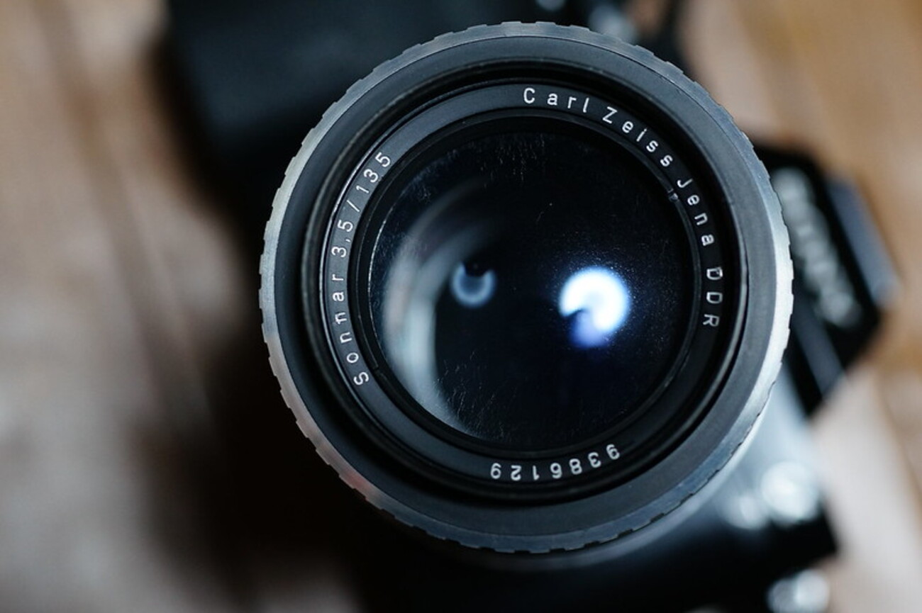 Carl Zeiss Jena DDR Sonnar 135mm F3.5 M42マウント - 伊藤浩一のIT