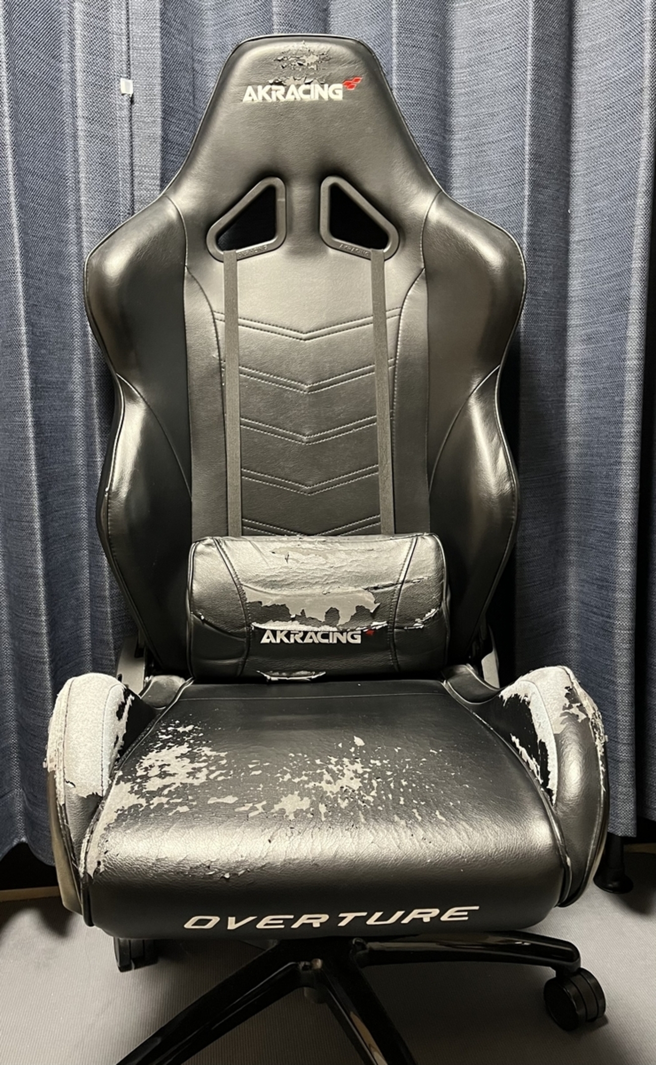 AK RACINGゲーミングチェアを3年8ヶ月使った感想 - 八幡謙介ギター教室 
