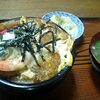 札幌市　そば処　三徳　/　バホそばドン丼って何？