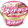 「明治 エッセル スーパーカップ ストロベリーチョコ」が新登場！パリパリ食感のチョコチップ入りのカップアイス新商品