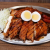 『金沢カレー 多治見店』でボンバーカレーを食べる。