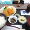 ほんゆう（リカー＆フーズ　ほんま商店）のミックスフライ定食