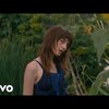 今日の動画。 - Faye Webster - Lifetime (Official Video)