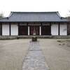 奈良市内の古寺を訪ねる