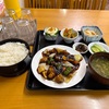 青森県八戸市/津軽家さんで酢豚定食を注文したら、小鉢がたくさん付いて来ました。