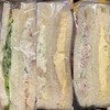 サンドイッチ３種買いました。 サンド類は、サンドイッチだけ残っていました。 巣ごもり需要で、売れてるのかな？ at 池袋ローゼン 
