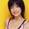  触れあえる人求めて　どこかで拒否して　かたくなに閉ざしてた　扉を開けよう