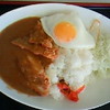 カレーとカツと目玉焼き