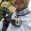 【動画】GoProをネックマウント、TG-Trackerをリュックマウントで怪しい姿に - 伊藤浩一のモバイルライフ応援団