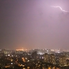 【雲放電(くもほうでん)の危険性】空が光ったら注意！雷から身を守る知識と行動法