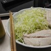 セブンイレブンのサラダチキンを模したものの盛りつけ例について