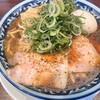 阿久比町白沢の『ひら松』で味玉マルチョウそばを食べました