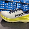 HOKAから待望の高反発でトレーニングにも最適なレーシングモデル"'MACH4"が登場。