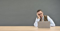 ずっと低年収の人の残念すぎる4つの共通点。より多くコレする人のほうが20万以上も高年収！