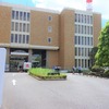 埼玉県川口市内で女子中学生に性的行為をして有罪となり執行猶予中に、別の少女に再び性的暴行をしたとして不同意性交の罪に問われたトルコ国籍のクルド人で無職、ハスギュル・アッバス被告（22）の判決公判が30日、さいたま地裁で開かれ、室橋雅仁裁判長は「反省の態度が全くみられない」などとして懲役8年（求刑懲役10年）を言い渡した