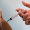 ドイツ発（datelined Germany）：　seek vaccine emergency approval