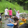 2日目！山登りの予定を川遊びに変更〜