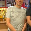 1stアルバム完成に関わった、もうひとりの著名ミュージシャンとは…??