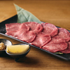 難波・道頓堀の高級焼肉店なら【北新地はらみ 法善寺店】へ。