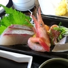 赤碕港にある地魚料理の『恵比寿』さん。出張の途中に、こちらでお昼ご飯！！　この日のチョイスはえびす定食1280円！！