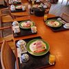 リゾートホテル鈴桃さんへ　～朝食を食べたらサワガニとさようなら～