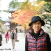 日本　背景は谷汲山華厳寺の山門 