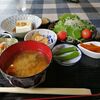 お気に入りのレストランで　味噌豚重です