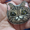 猫の刺繍ブローチ（１７個目）