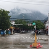 帰国便のフライトをキャンセル
