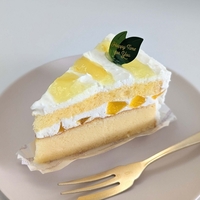 【シャトレーゼ】2024年5月17日発売、チーズスフレにレモンゼリーなどをトッピング「レモンのフロマージュスフレ」を実食レポ