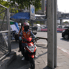 バイクの歩道走行　バンコク都庁が罰金を倍増へ