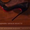 ファッションデザイナーであり、ファッションデザイナー以上であり【ALEXANDER McQUEEN】