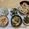 りんご。(ねばねばバクダン)十割そば。糠床メンテ。黒胡麻プリン。寄せ鍋。
