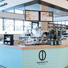 イオン直営の焙煎コーヒー豆小売店が、店頭焙煎＋カフェの新業態を開発