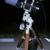 ポータブルバッテリーで望遠鏡を載せた中型赤道儀をブン回す