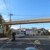 坂戸小学校前歩道橋（埼玉県坂戸市）