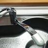 キッチンのシングルレバー混合栓を自分で修理するには