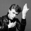 <span itemprop="headline">訃報：歌手・俳優のデヴィッド・ボウイ、死去。69歳。</span>