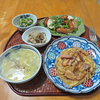 今日もひとり飯〜☆