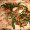 日曜日の17:00過ぎにワインが飲めるお店を探してたどり着きました。 PIZZA SALVATORE CUOMO&BAR池袋店