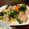餃子市場 東大前店｜餃子市場の辛口ブロッコリー炒めにハマる
