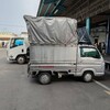 運送会社では、パレットにのった運ぶ荷物を、