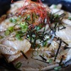 【島根】魚市場上にある食事処『ぐっさん』で、ノドグロ炙り丼を食す