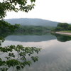 この池の決壊、五人の命奪いしことあり