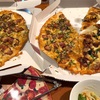 外出予定返上。宅配ピザの晩ごはんと手土産の根津の鯛焼き。