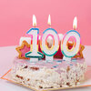 大人は何本立てる？誕生日ケーキのろうそく問題を解決！意味や選び方ともっと特別にするおしゃれな演出！